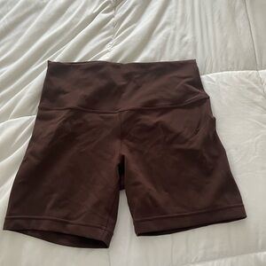 Wunder Train High-Rise Short 6”